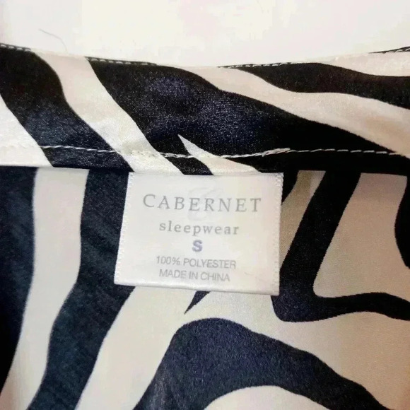 Vintage 90's silky maxi look satin night dress. Zebra print. - Picture 7 of 8